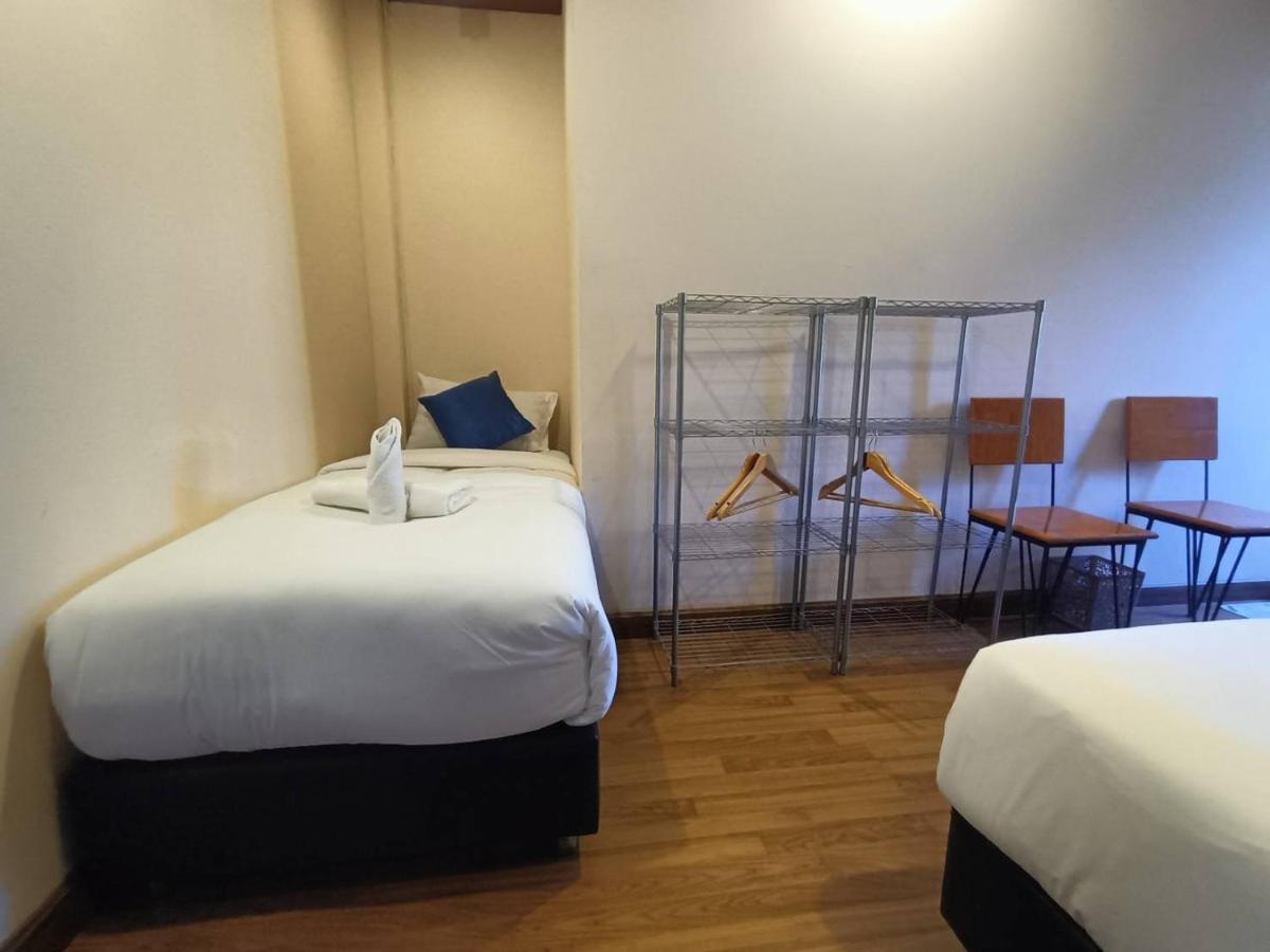 Soft Night Barzaar Albergue Chiang Mai Exterior foto